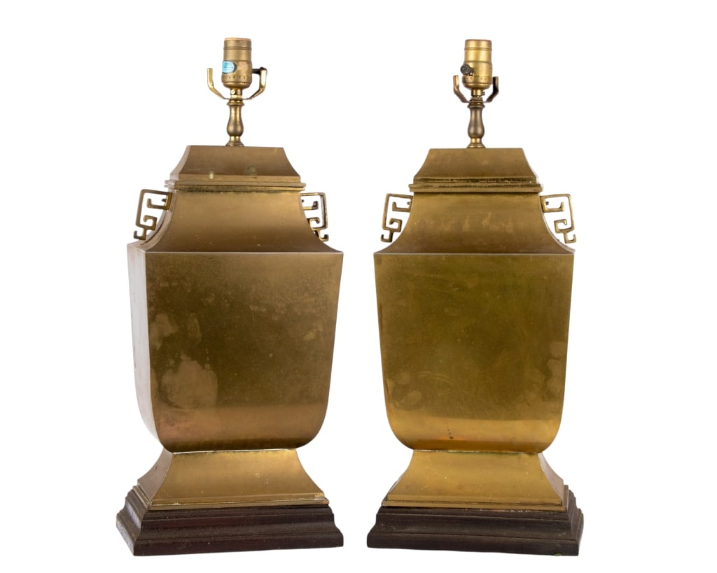 PAIR OF CHINESE BRASS TABLE LAMPS: Pair of Chinese brass table lamps. Approximate dimensions: h. 22", w. 9", d. 6" Disclaimer: Participating bidders must have a credit card on file with LiveAuctioneers in order for their bidding