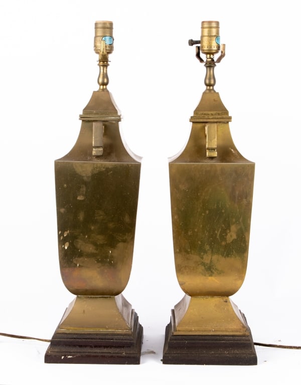 PAIR OF CHINESE BRASS TABLE LAMPS - 2