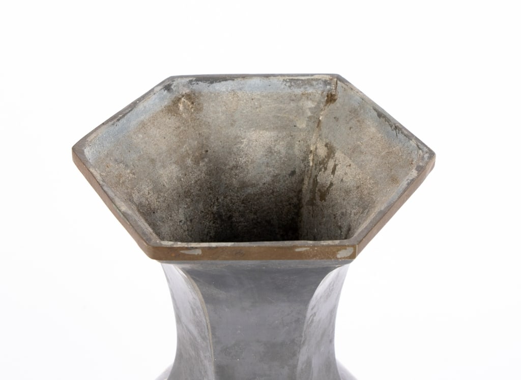 MID-CENTURY CHINESE PEWTER & BRASS OVERLAY VASE - 5