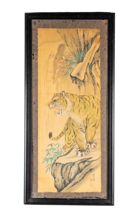 JAPANESE TIGER WOODBLOCK: Japanese tiger woodblock. Signed to LR. Framed. Approximate dimensions: h. 41.75", w. 19.5", d. 0.75" Disclaimer: Participating bidders must have a credit card on file with LiveAuctioneers in order