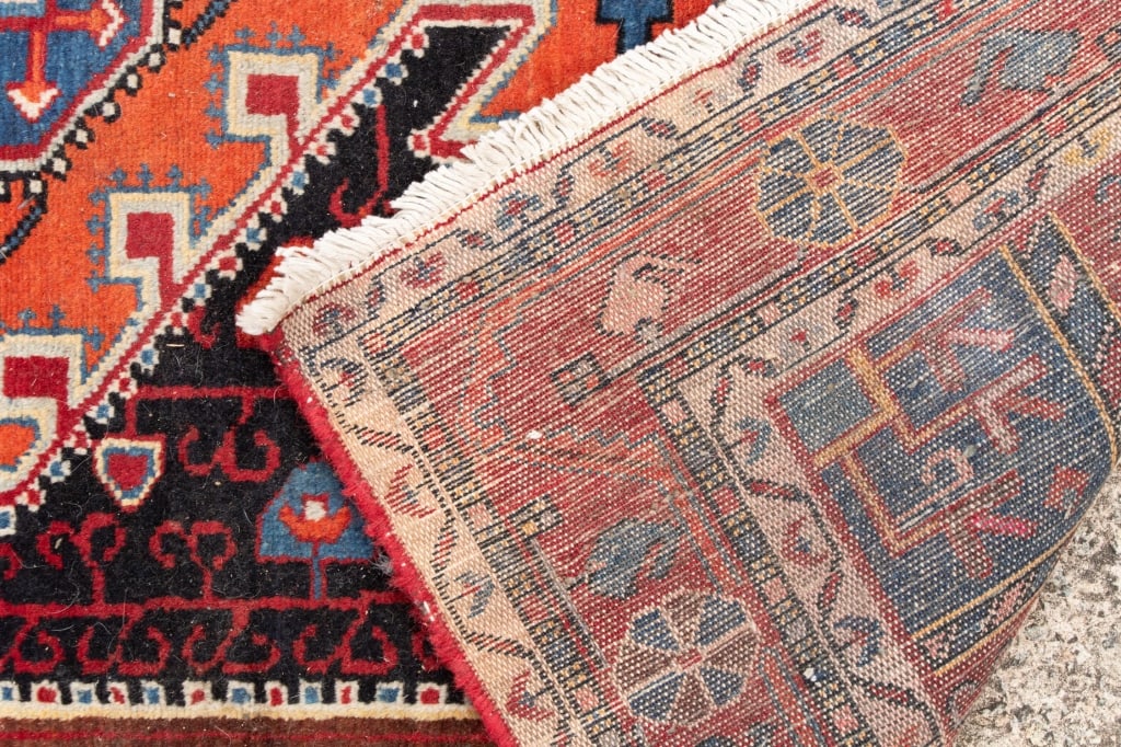 VINTAGE PERSIAN BAKHTIARI RUG - 6