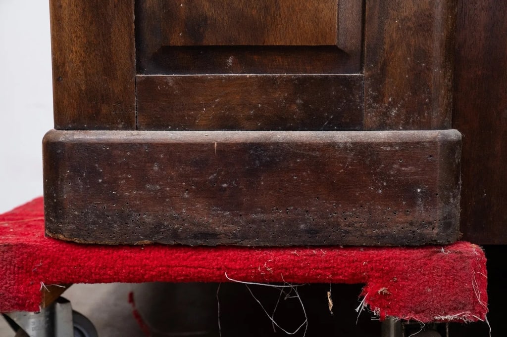 ENGLISH EDWARDIAN OAK ROLL TOP DESK - 14