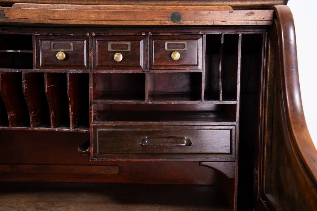 ENGLISH EDWARDIAN OAK ROLL TOP DESK - 5