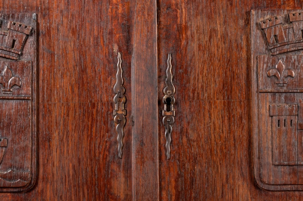 JACOBEAN STYLE CARVED CABINET - 5