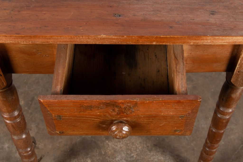 AMERICAN SHERATON STYLE SIDE TABLE - 7