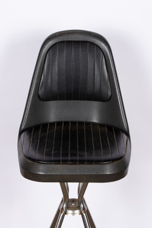 SET OF 4 COMFORT LINE SWIVEL BARSTOOLS - 4