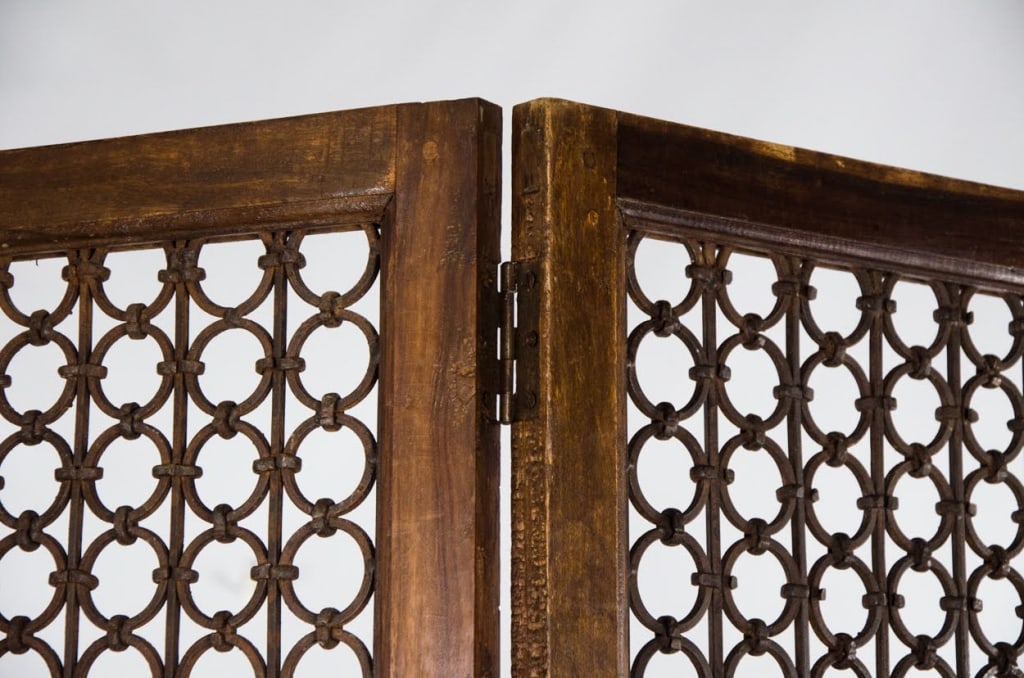 VINTAGE WOOD SCREEN WITH IRON ACCENTS - 7