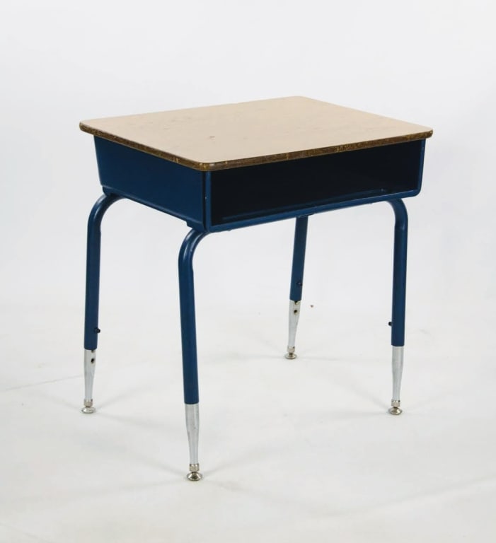 21 MID-CENTURY SCHOOL DESKS WITH CHAIRS - 5