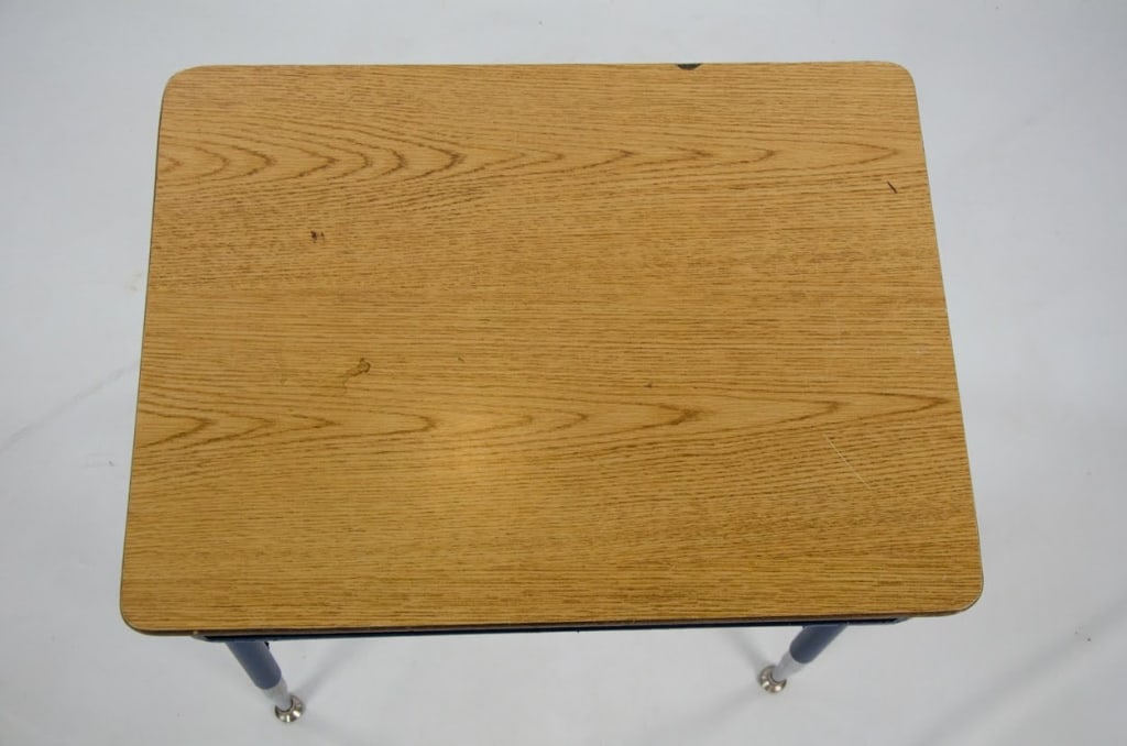 21 MID-CENTURY SCHOOL DESKS WITH CHAIRS - 6