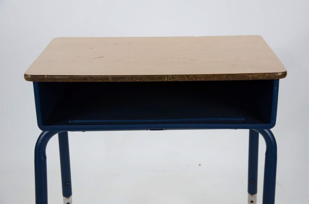21 MID-CENTURY SCHOOL DESKS WITH CHAIRS - 9