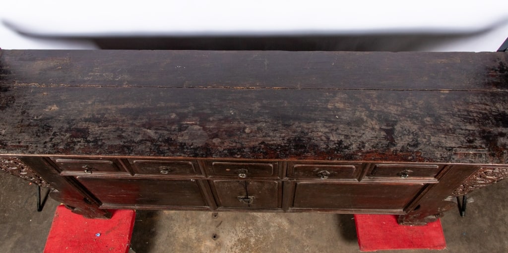 19TH C. CHINESE ALTAR CABINET - 10