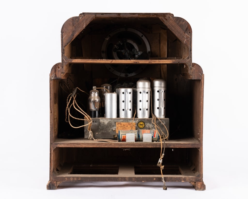 SILVER TONE MODEL RADIO, 1923 - 4