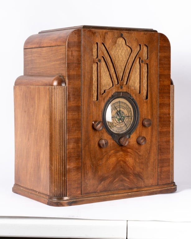 SILVER TONE MODEL RADIO, 1923 - 6