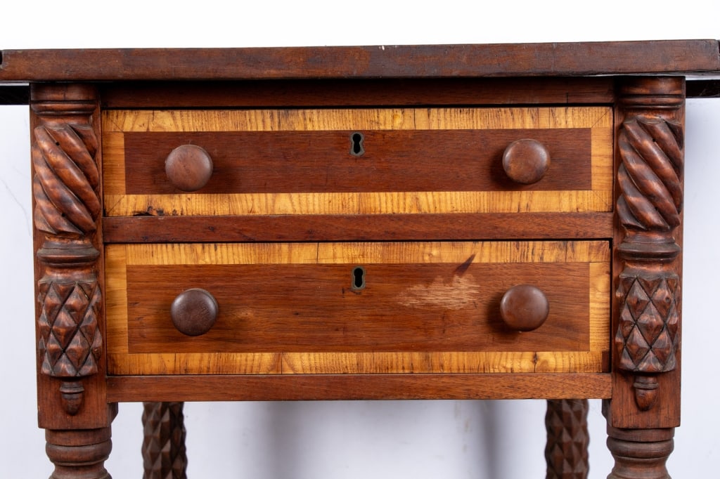 19TH CENTURY DROP LEAF SIDE TABLE - 4