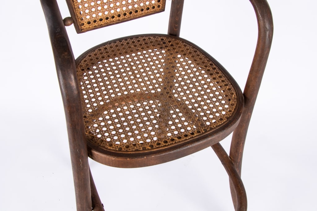 VINTAGE THONET STYLE HIGH CHILD?S CHAIR - 5