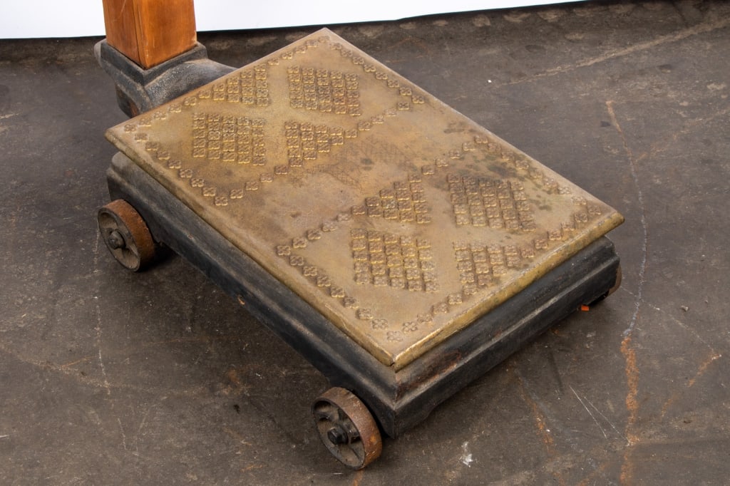 ANTIQUE BRASS & OAK DOCTOR’S SCALE - 9