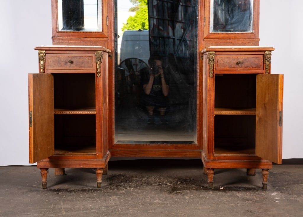 FRENCH LOUIS XVI STYLE DRESSING TABLE - 6