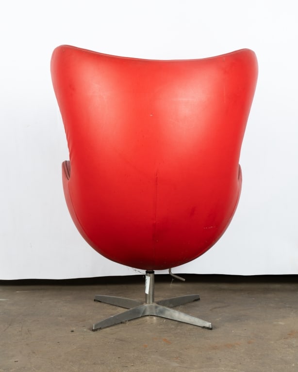ARNE JACOBSEN STYLE EGG CHAIR - 5