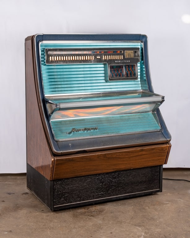 WURLITZER AMERICANA 3700 JUKEBOX - 2