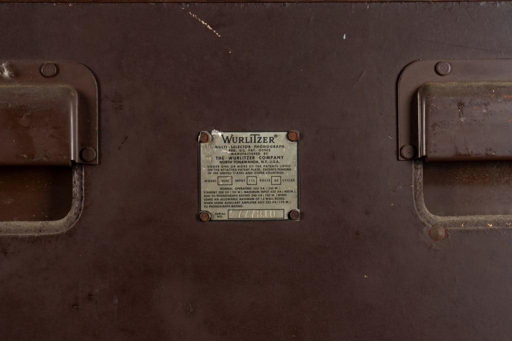 WURLITZER SUPER STAR JUKEBOX MODEL 3600 - 7