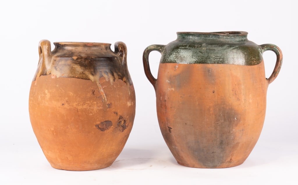 TWO VINTAGE POTTERY VASES - 4