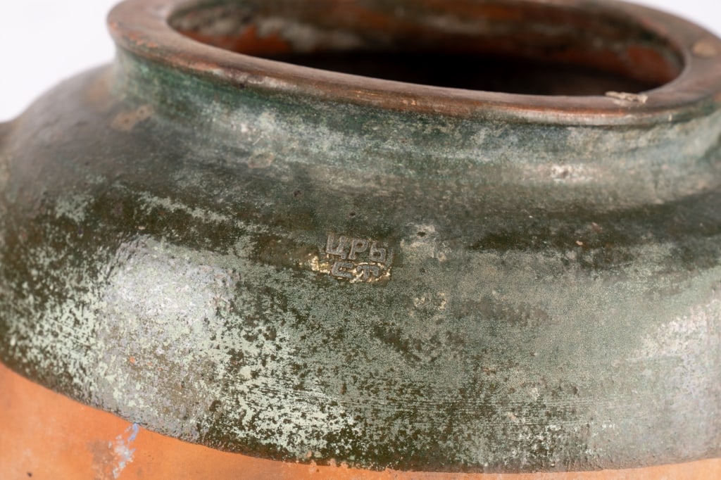TWO VINTAGE POTTERY VASES - 5