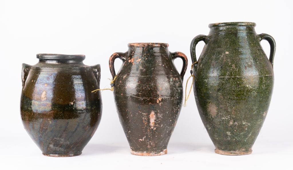 THREE VINTAGE POTTERY VASES - 3