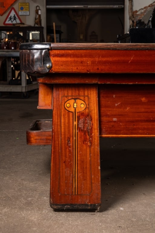 ARTS & CRAFTS BRUNSWICK-BALKE-COLLENDER POOL TABLE - 4