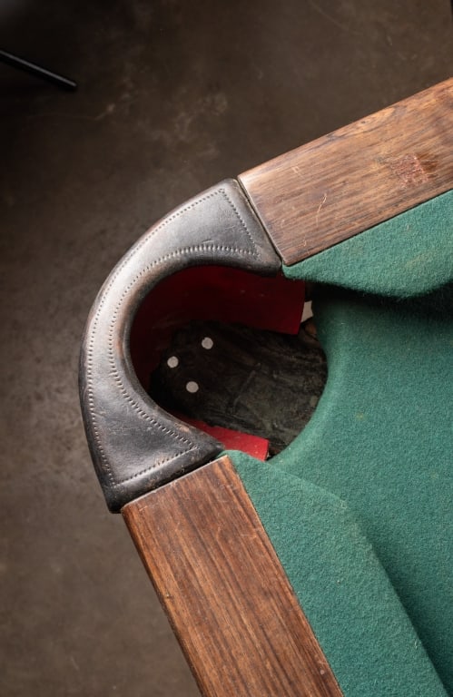 ARTS & CRAFTS BRUNSWICK-BALKE-COLLENDER POOL TABLE - 9