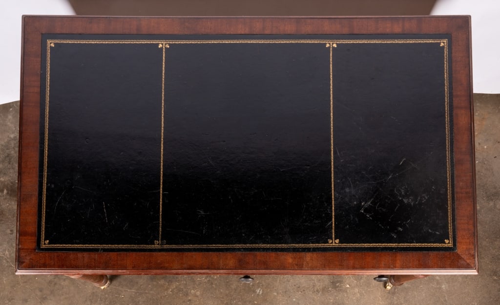 19TH C. ENGLISH MAHOGANY LIBRARY TABLE/DESK - 3