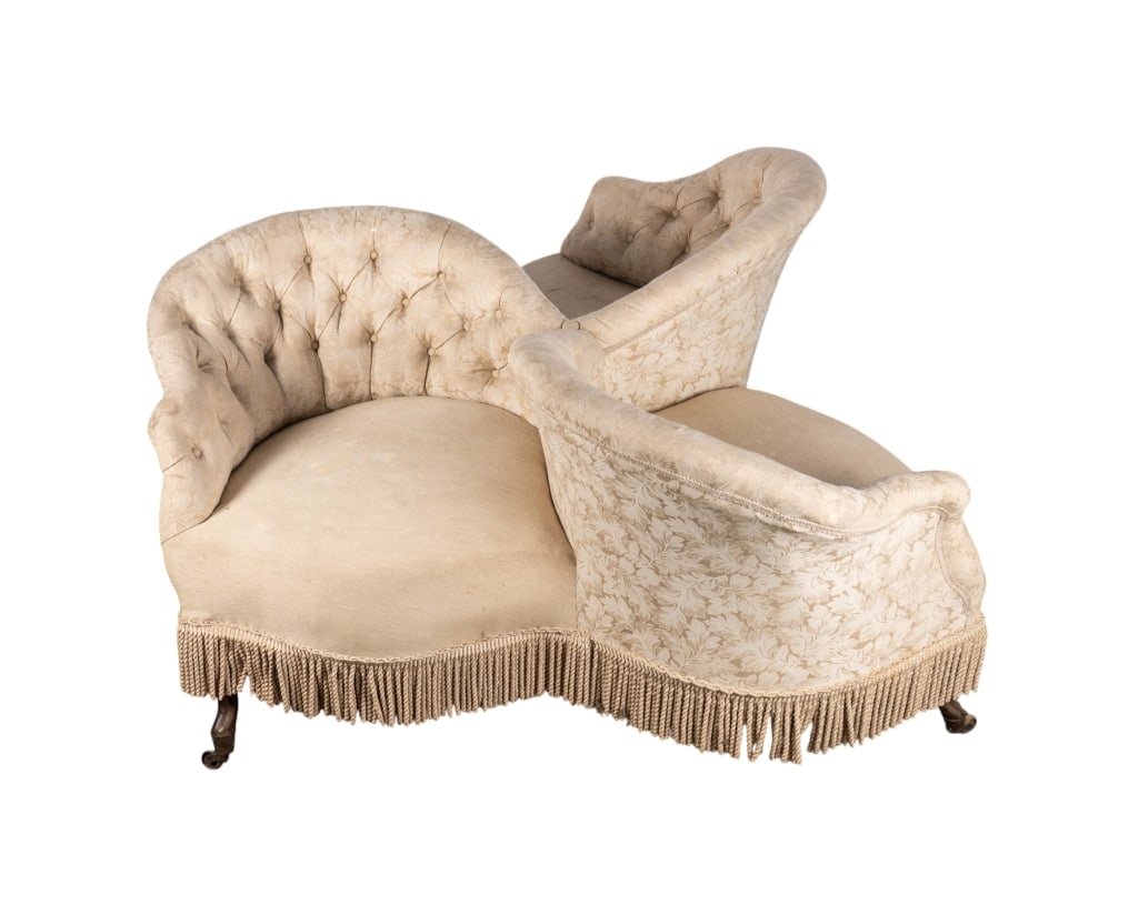 VICTORIAN STYLE TETE-A-TETE CONVERSATIONAL SOFA (1 of 6)