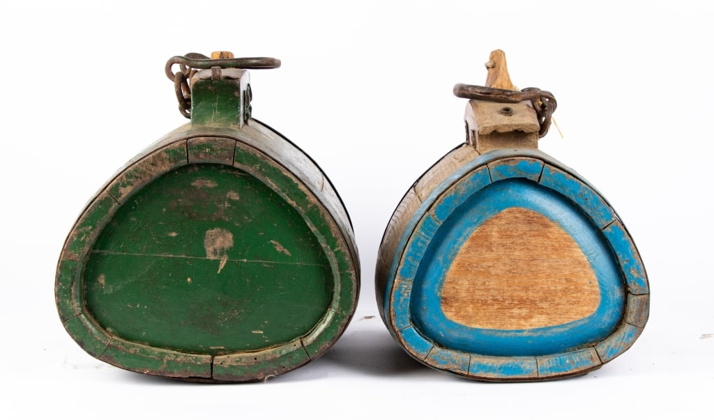 TWO ANTIQUE CHINESE WOOD KEGS OR CASKS - 3