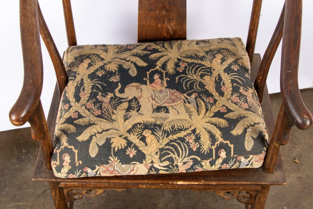 LATE QING DYNASTY CHINESE ELMWOOD HORSESHOE CHAIR - 4