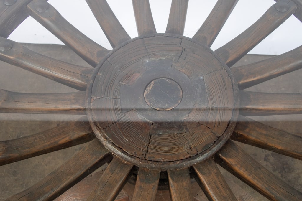 ANTIQUE CHINESE OXCART WHEEL ROUND TABLE - 7