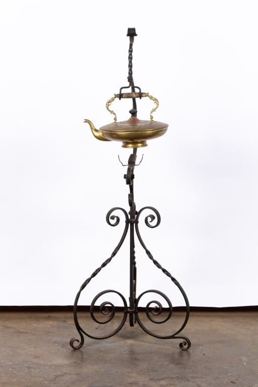 EARLY 20TH CENTURY BRASS KETTLE - 2