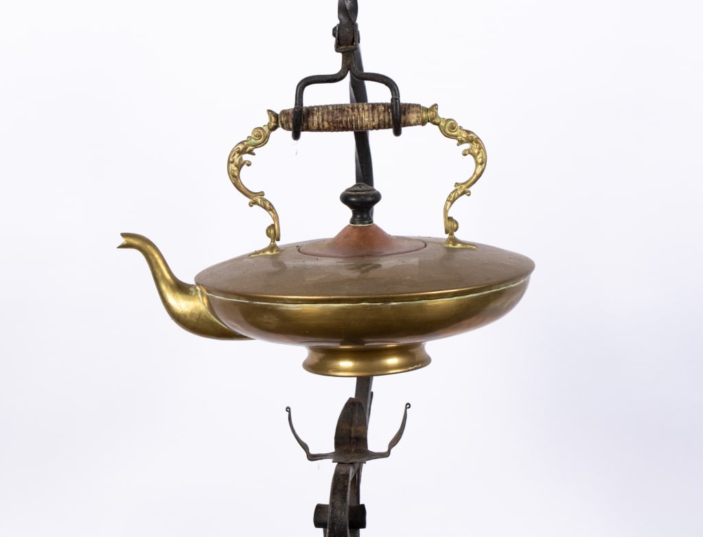 EARLY 20TH CENTURY BRASS KETTLE - 3