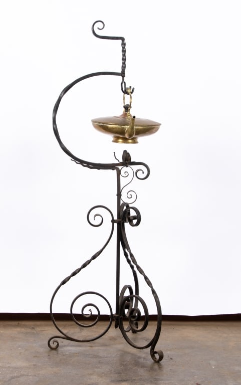 EARLY 20TH CENTURY BRASS KETTLE - 5