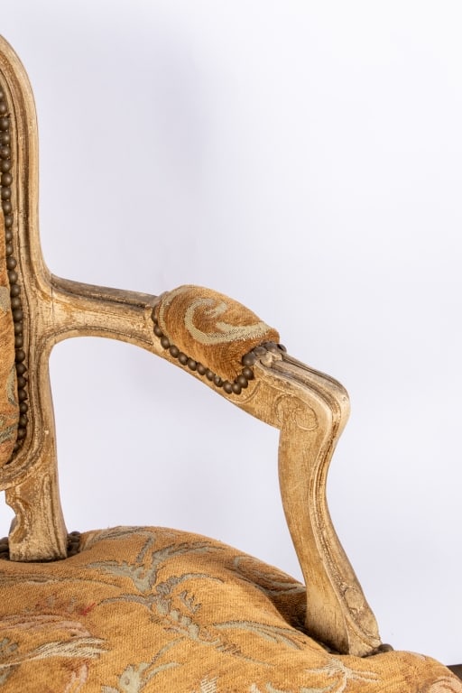 PAIR OF LOUIS XV STYLE FAUTEUIL ARMCHAIRS - 7