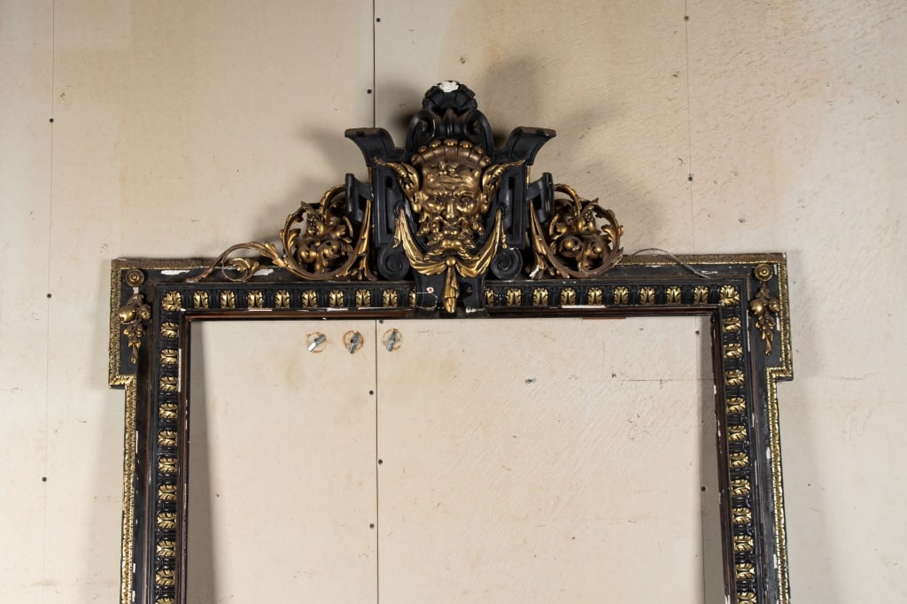 LARGE CARVED FRENCH EMPIRE STYLE FRAME - 2