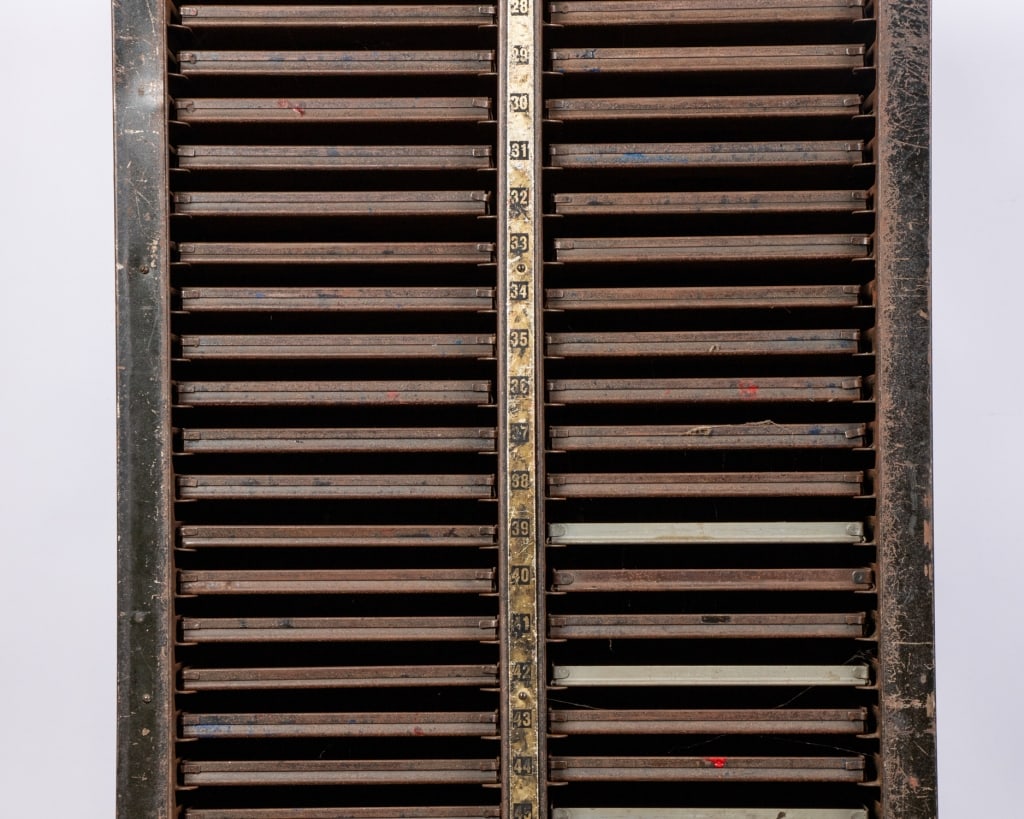 FOSTER METAL TYPESET TRAY CABINET - 4