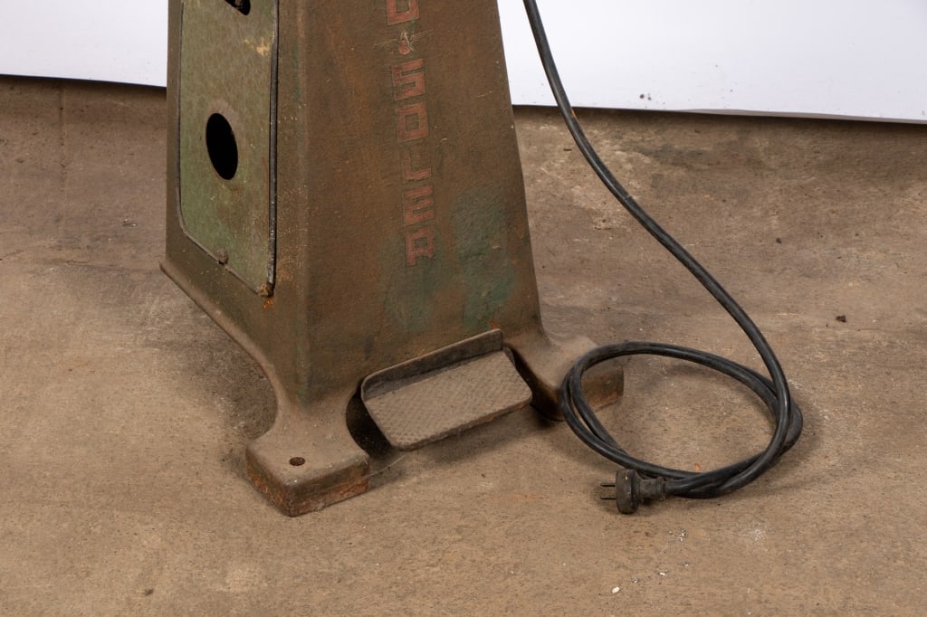 SPEEDMASTER AUTO SOLER MACHINE WITH SHOE NAILER - 7