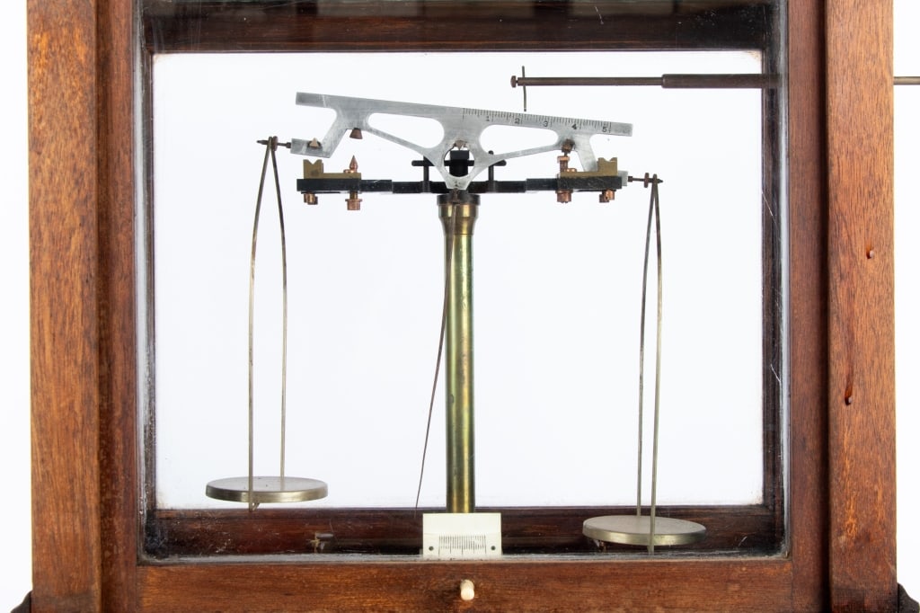 HENRY TROEMNER BRASS APOTHECARY BALANCE SCALE - 3