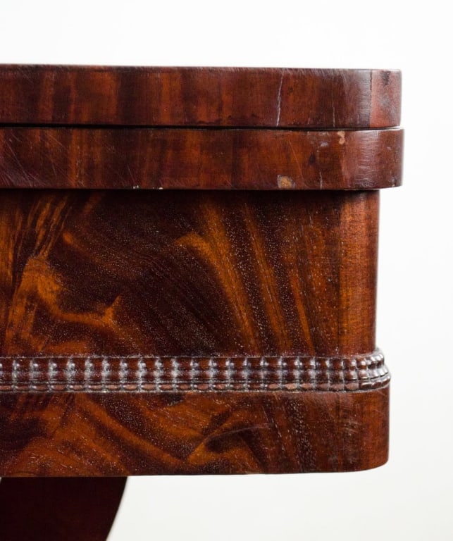 19TH C. MAHOGANY BURLWOOD OCCASIONAL TABLE - 12