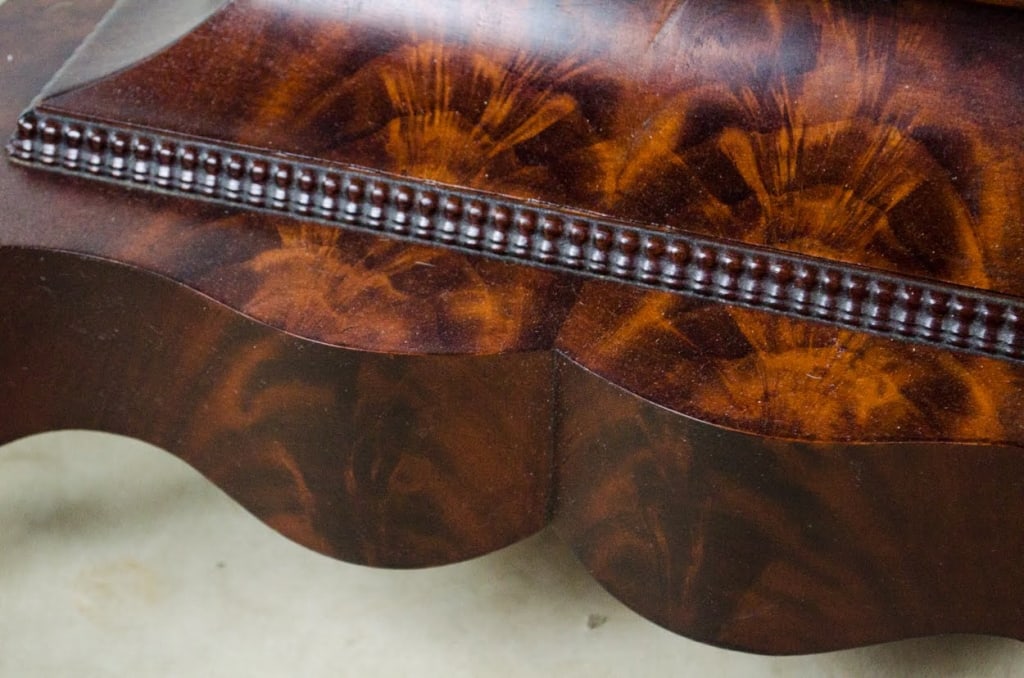19TH C. MAHOGANY BURLWOOD OCCASIONAL TABLE - 13