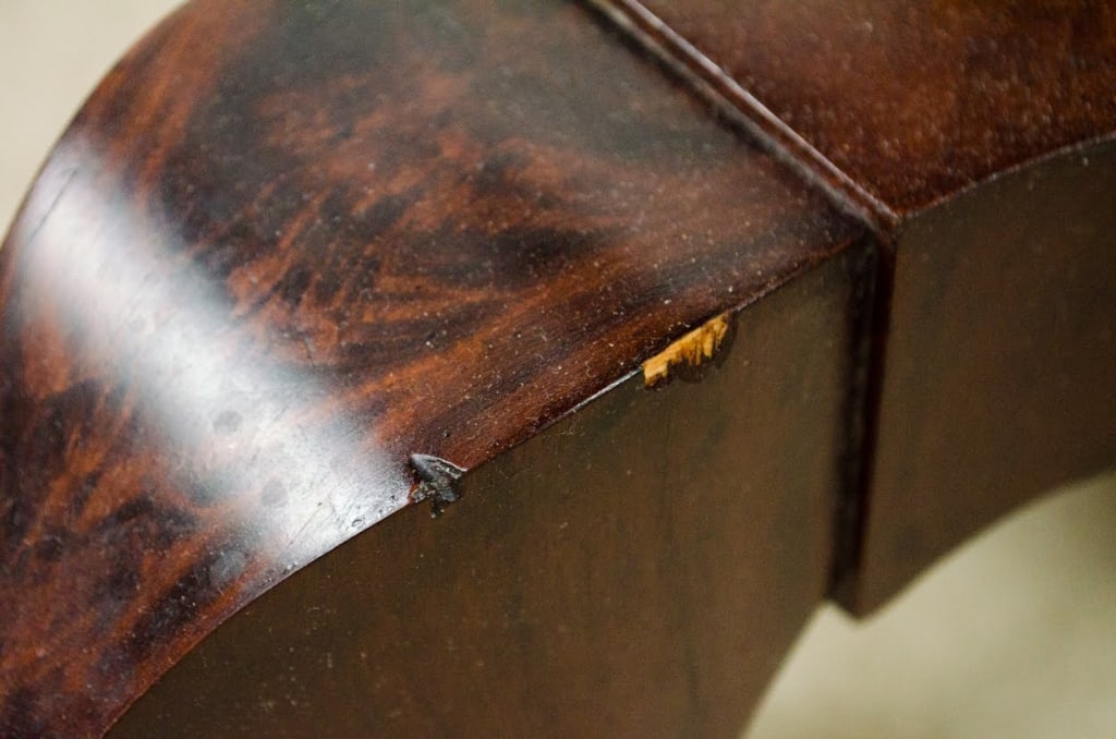 19TH C. MAHOGANY BURLWOOD OCCASIONAL TABLE - 9