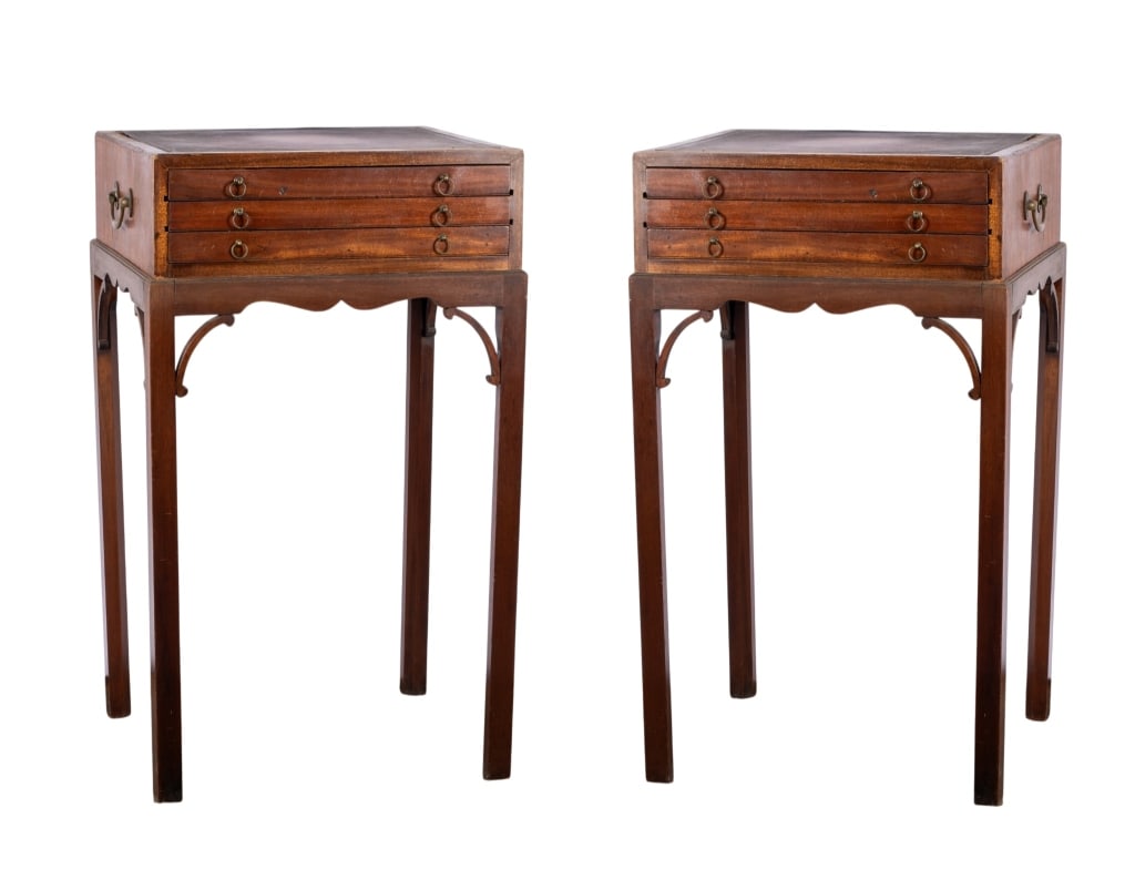 PAIR OF CHIPPENDALE STYLE JEWELRY CASES ON STANDS: Pair of Chippendale style jewelry cases on stands set up as a matched pair with leather top, felt drawers, carved apron, brass ring pulls. Approximate dimensions: h. 38", w. 22", d. 19.75"