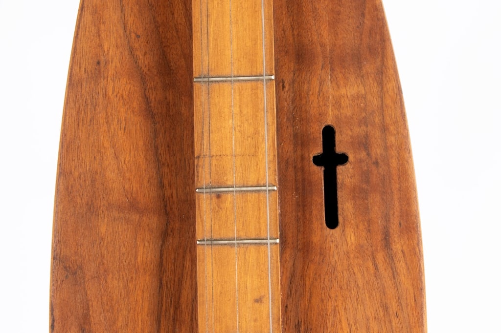 VINTAGE APPALACHIAN MOUNTAIN DULCIMER - 3