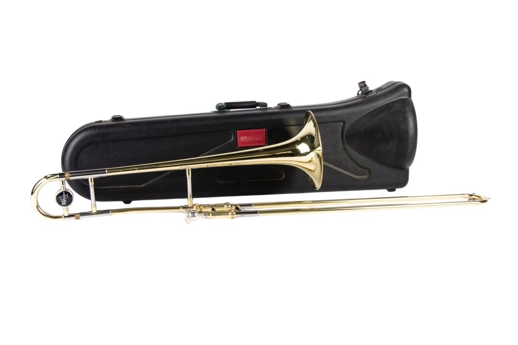 BACH ARISTOCRAT BRASS TROMBONE (1 of 5)
