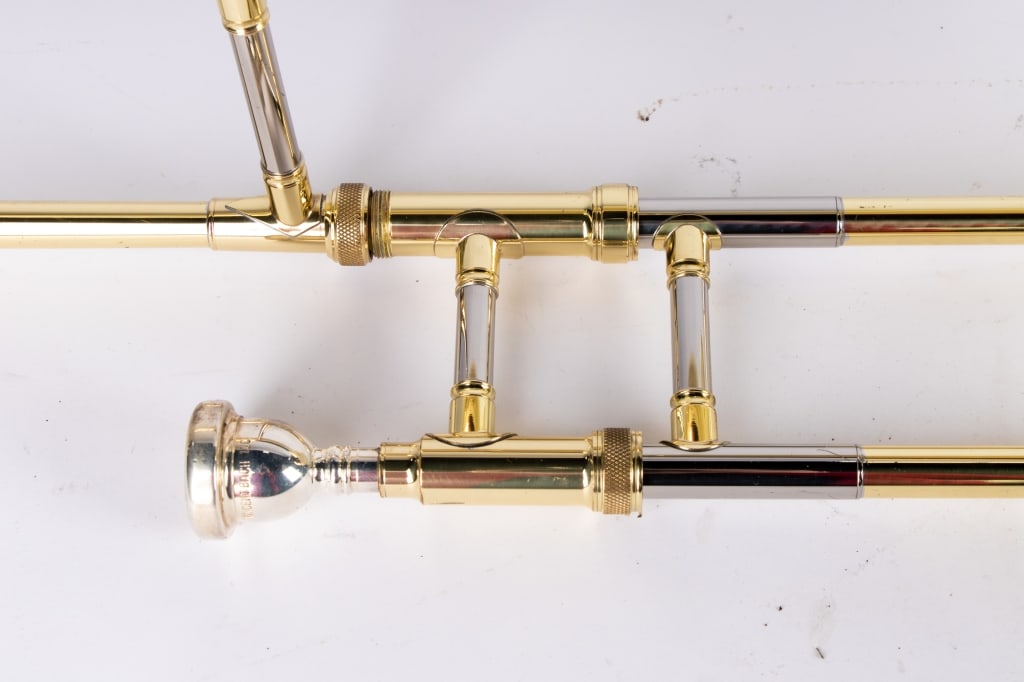 BACH ARISTOCRAT BRASS TROMBONE - 2