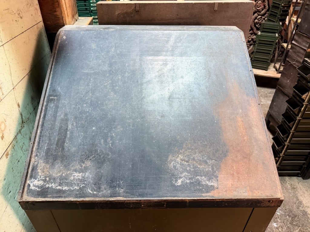 VINTAGE LUDLOW LETTERPRESS TYPESET CABINET - 7
